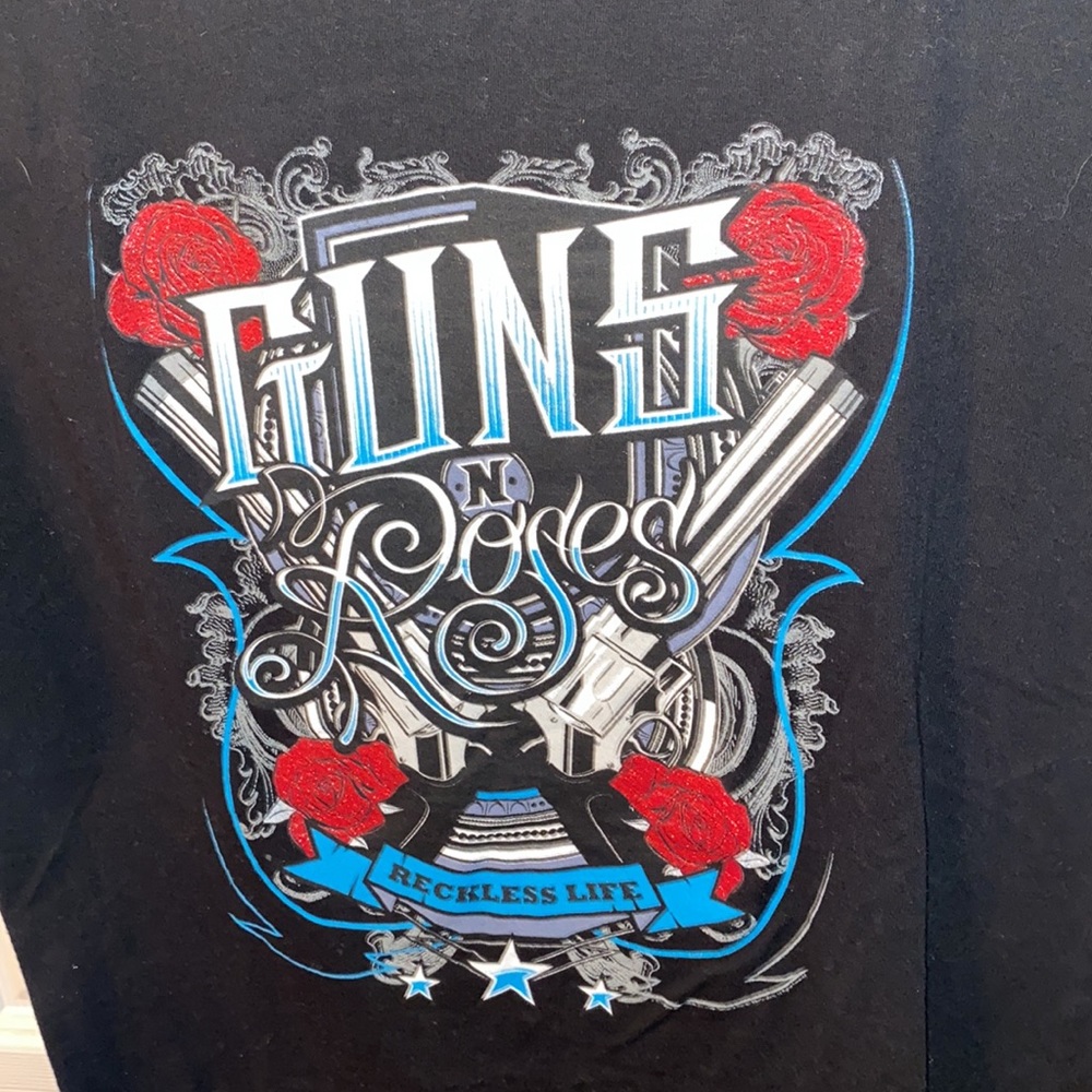 Guns and Roses